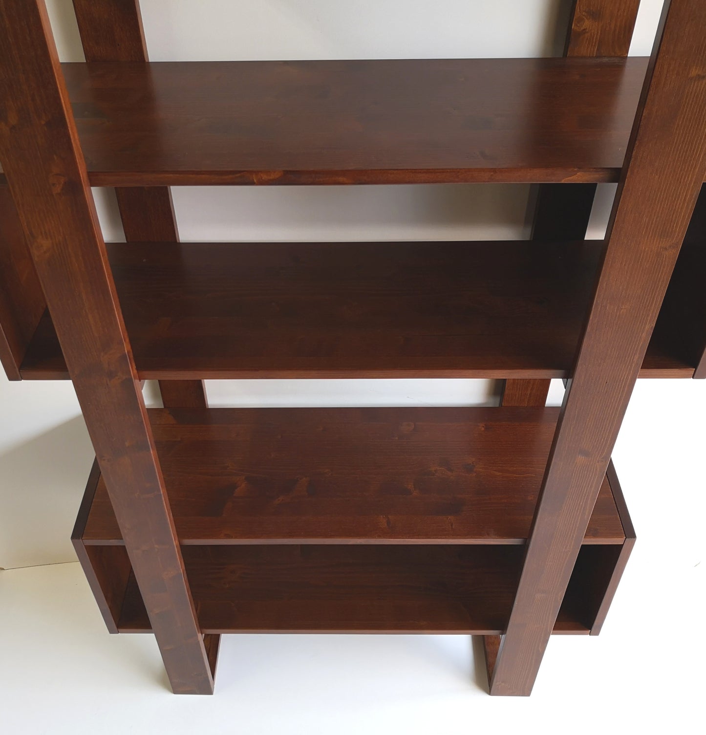 Libreria moderna design vintage scaffale in legno massello noce scuro- PLATONE - AESSEWOOD