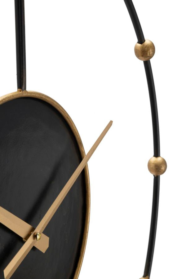 Orologio Goldy Oro – L'Arte di Misurare il Tempo con Eleganza