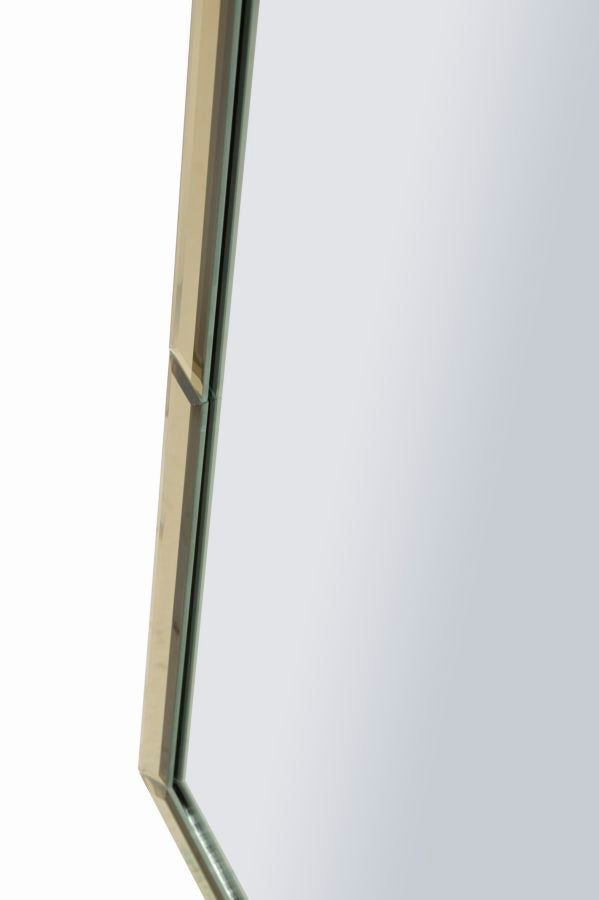 Specchio Baku Oro – Design Essenziale e Fascino Senza Tempo
