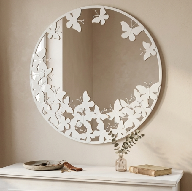 Specchio Farfalle Bianche – Un Riflesso di Grazia e Armonia