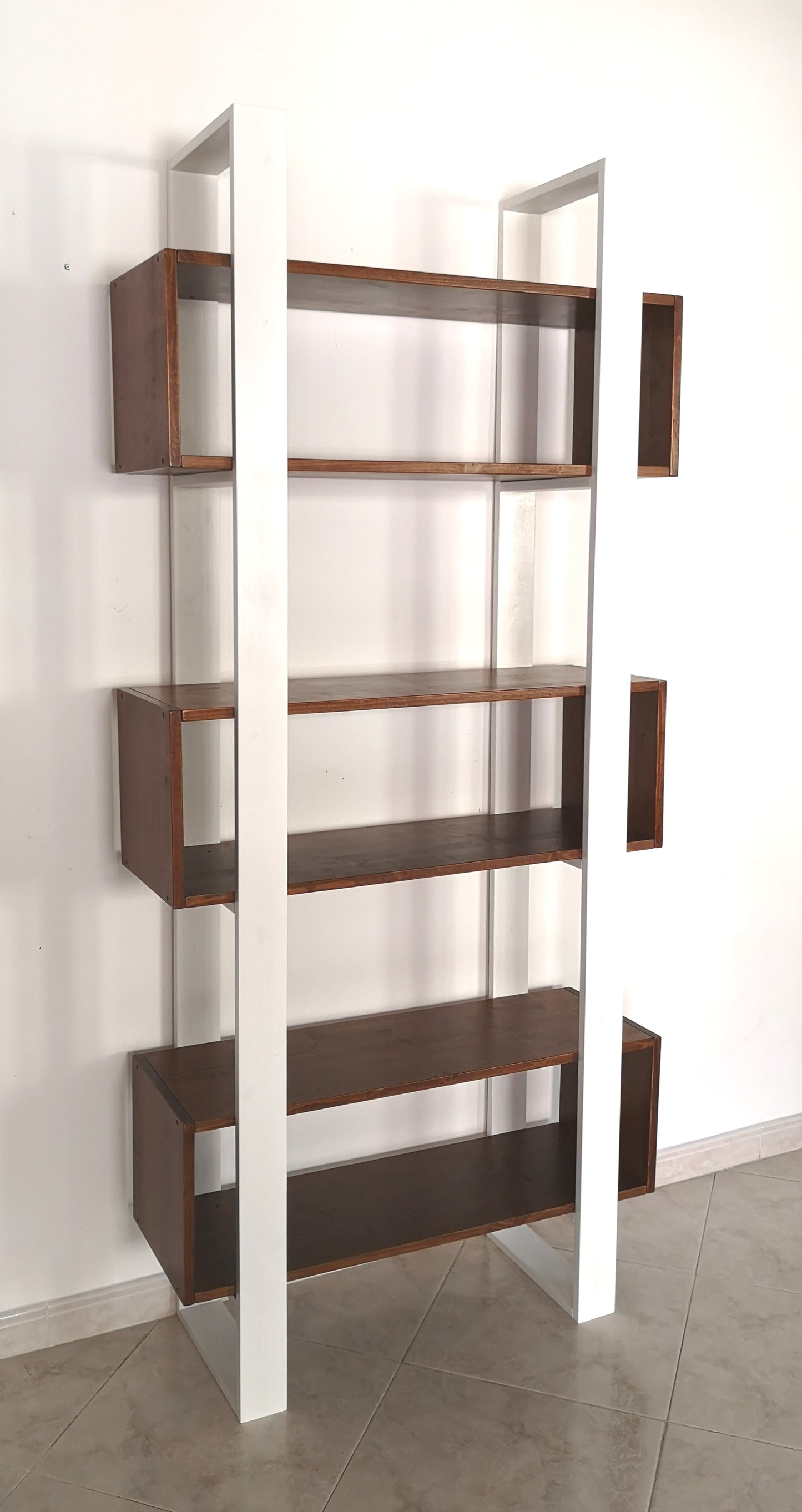 Libreria moderna design vintage scaffale In legno massello Bianco/Noce- PLATONE - AESSEWOOD