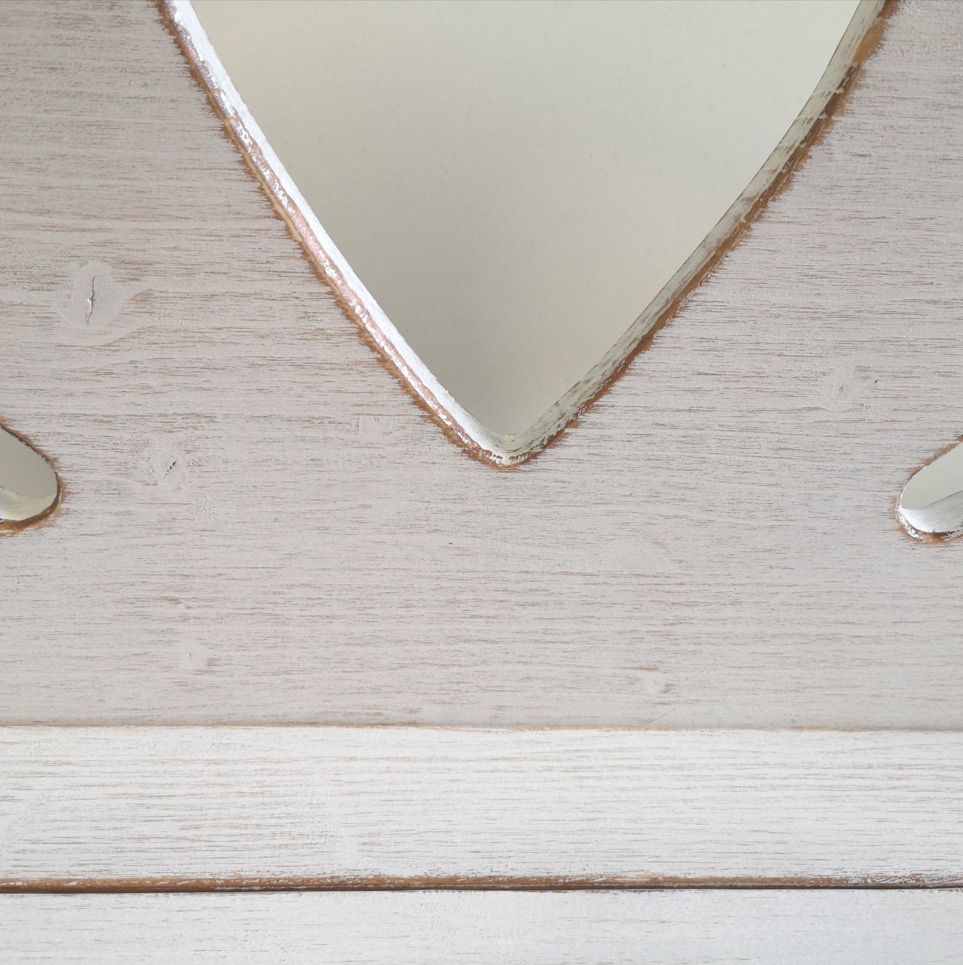 Cassapanca baule vintage in legno massello bianco shabby- PETALI&CHIAVE - AESSEWOOD