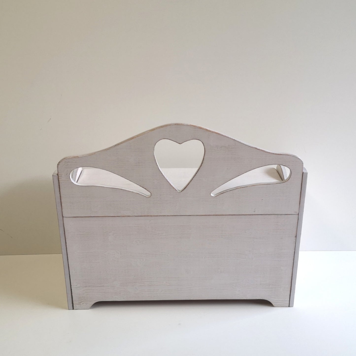 Cassapanca baule vintage in legno massello bianco shabby- PETALI&CHIAVE - AESSEWOOD